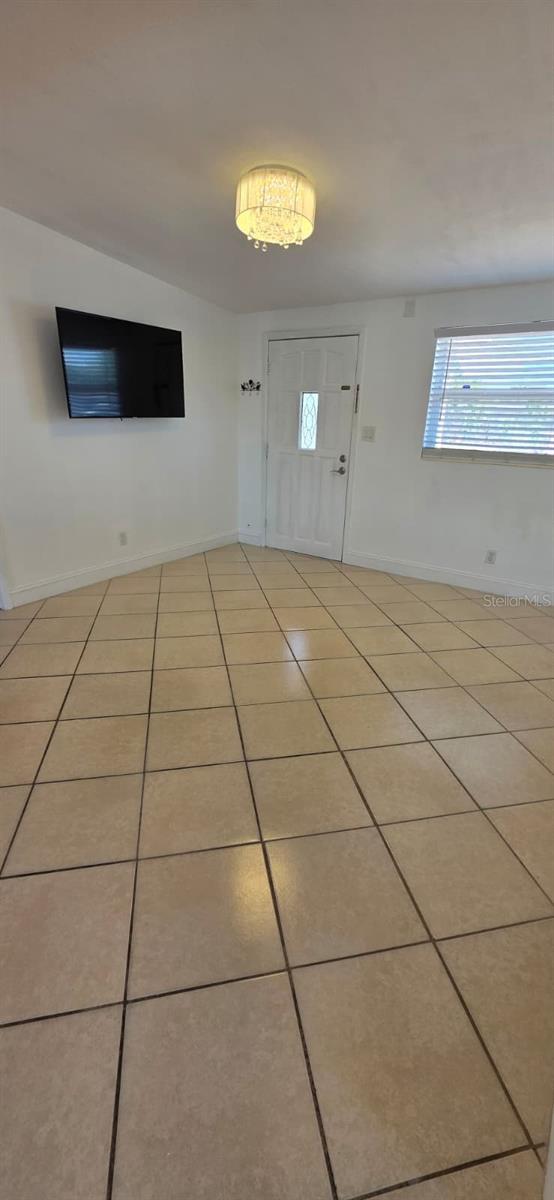 6813 Tuttle St Property Photo 6