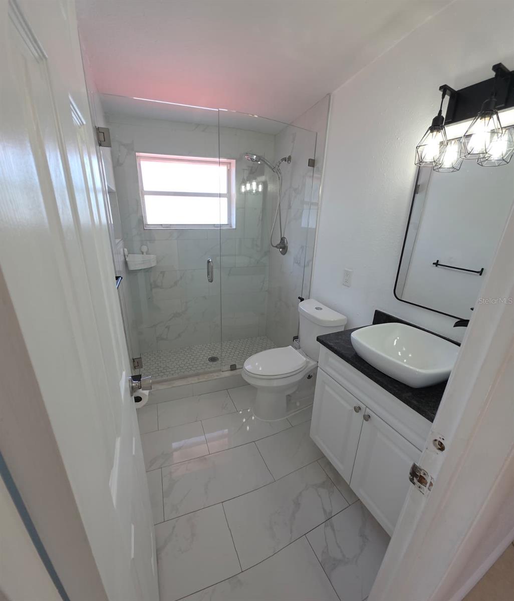 6813 Tuttle St Property Photo 11