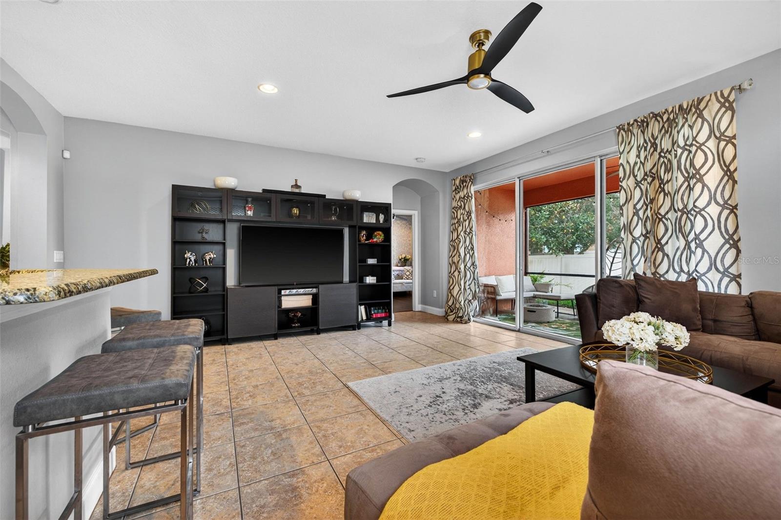 11403 Camden Yard Ln Property Photo 4