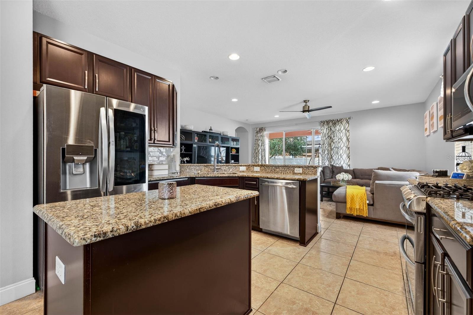 11403 Camden Yard Ln Property Photo 7