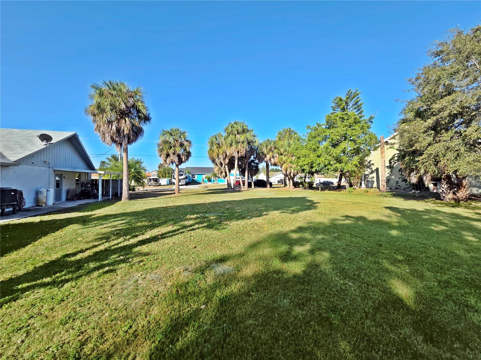 6225 Flamingo Dr Property Photo 6