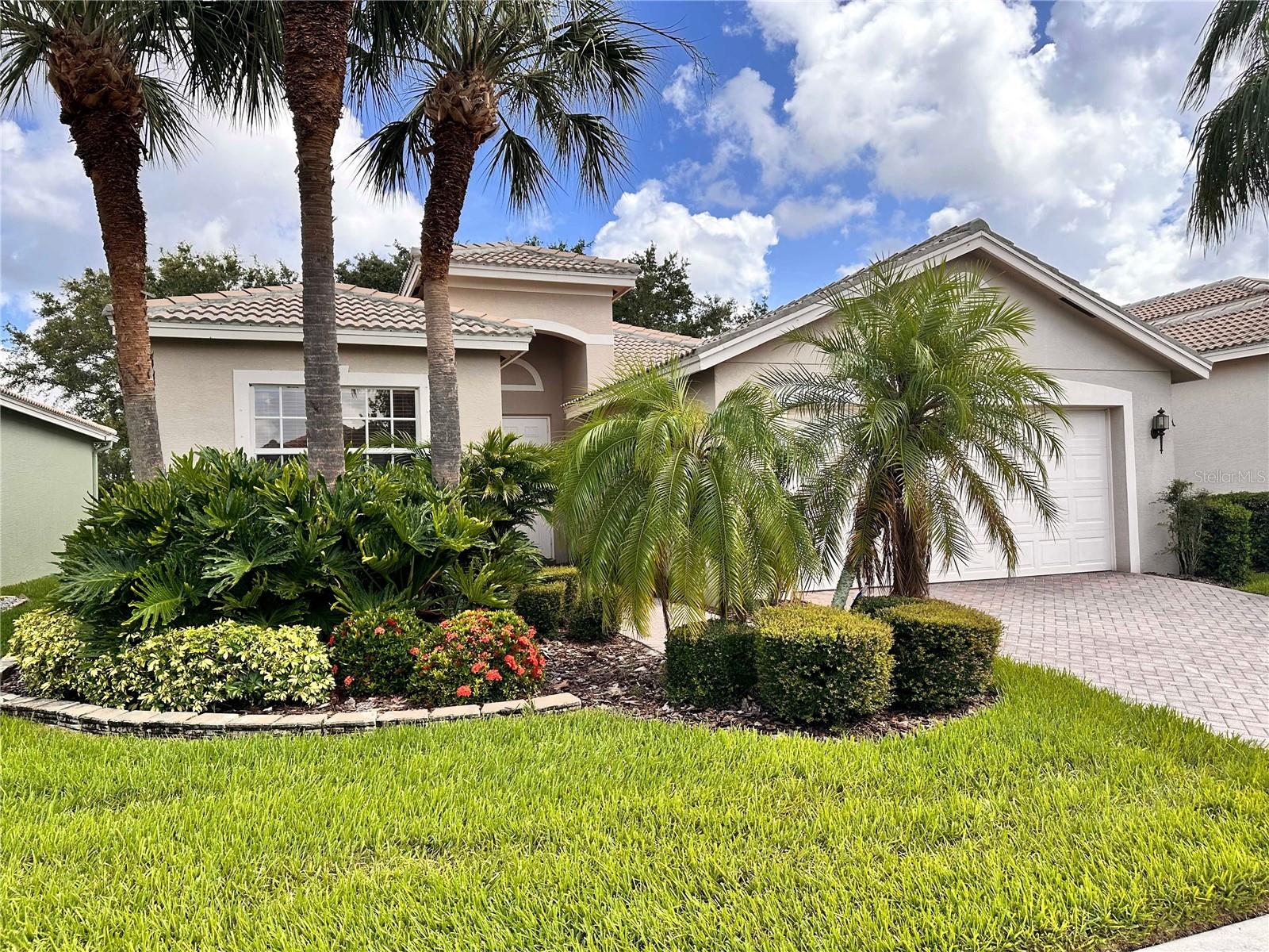 4950 Sandy Brook Cir Property Photo 1