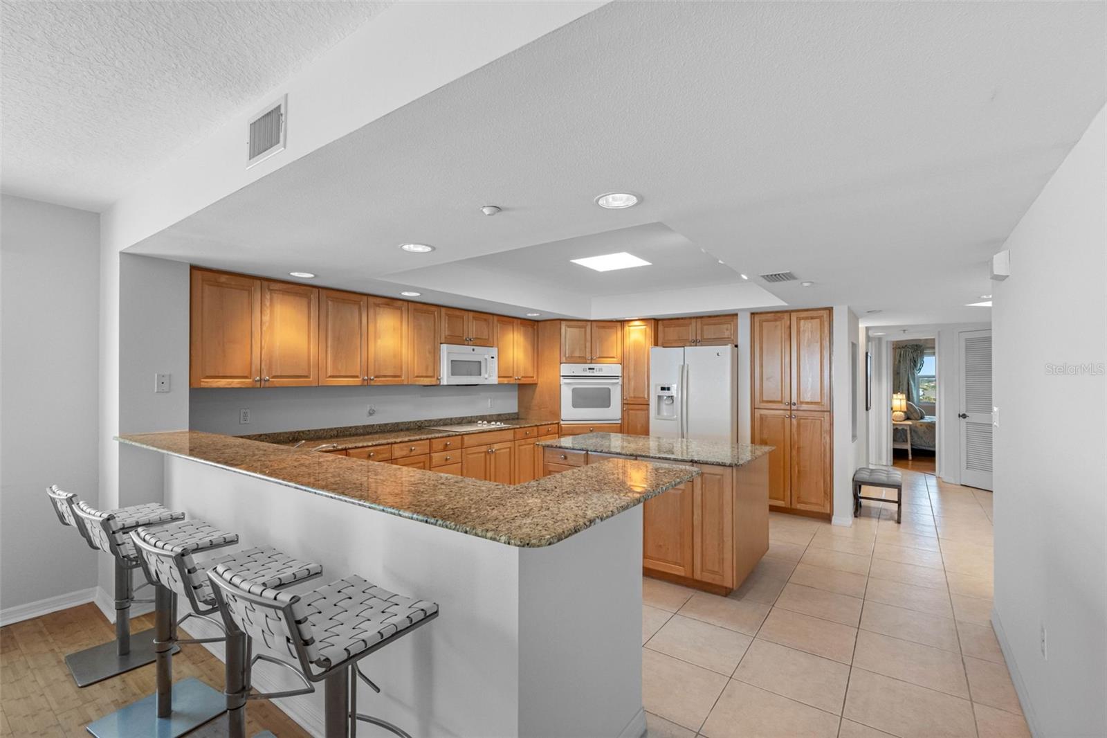 16326 Gulf Blvd #510 Property Photo 8