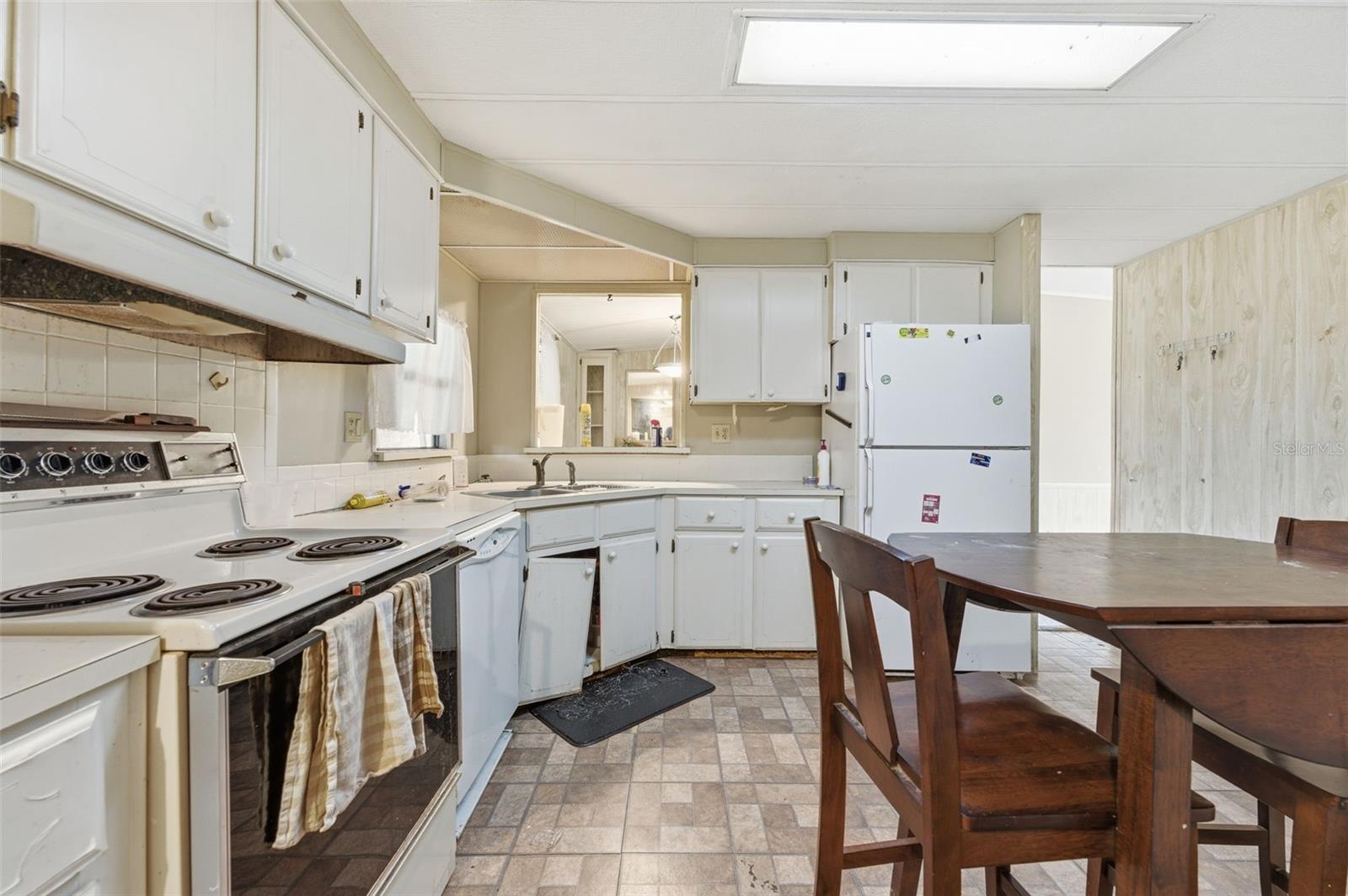 8045 Indian Trail Rd Property Photo 10