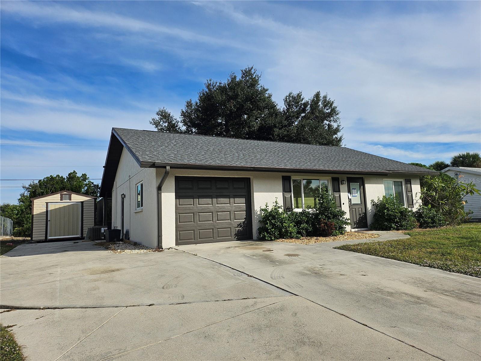 6224 Shasta St Property Photo 2