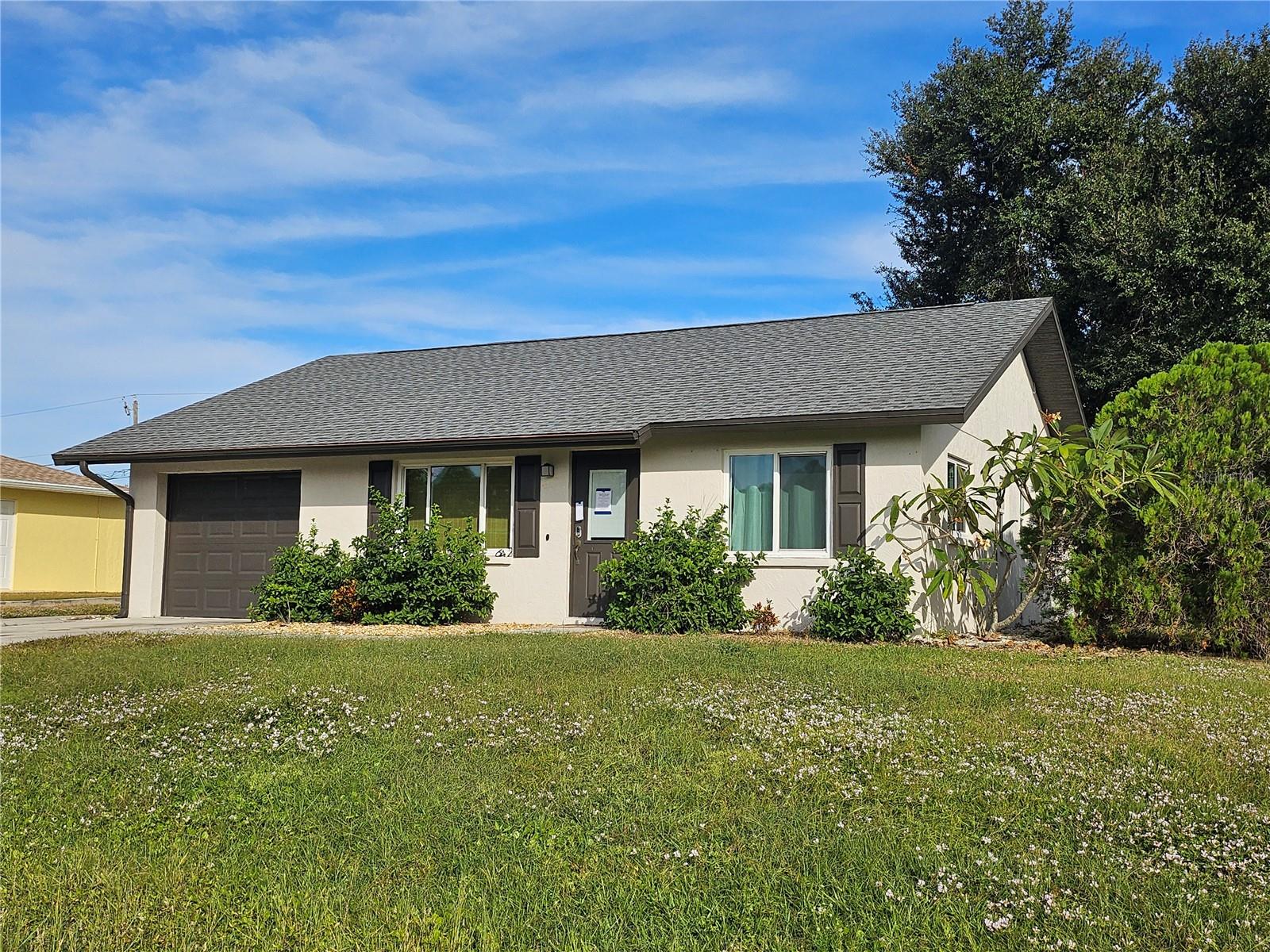 6224 Shasta St Property Photo 3