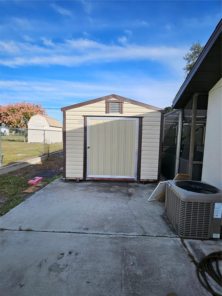 6224 Shasta St Property Photo 12