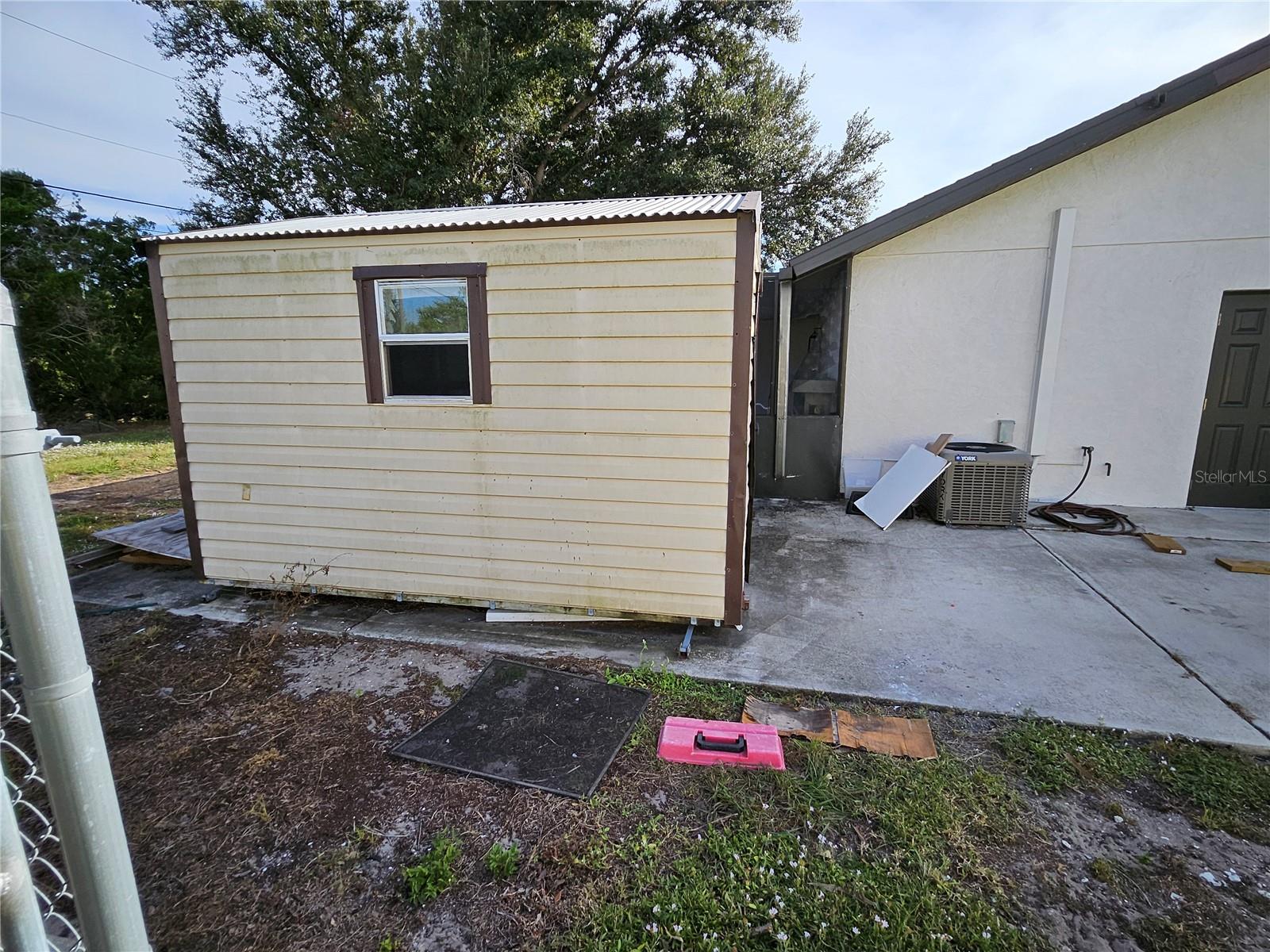 6224 Shasta St Property Photo 13