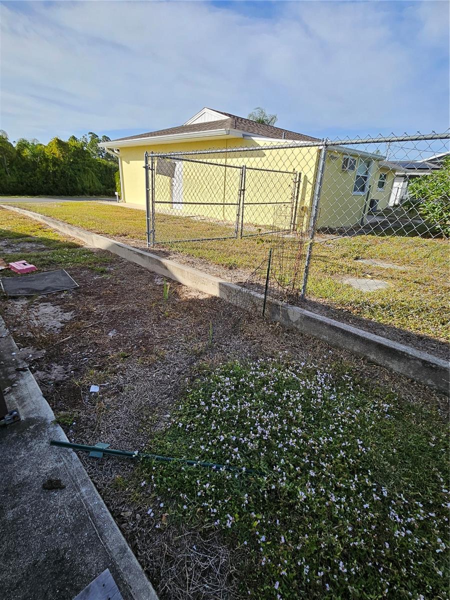 6224 Shasta St Property Photo 15