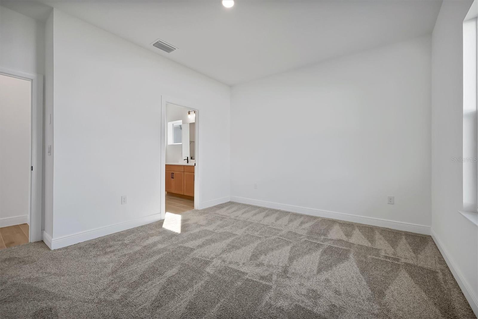 5745 Wallis Ln Property Photo 23