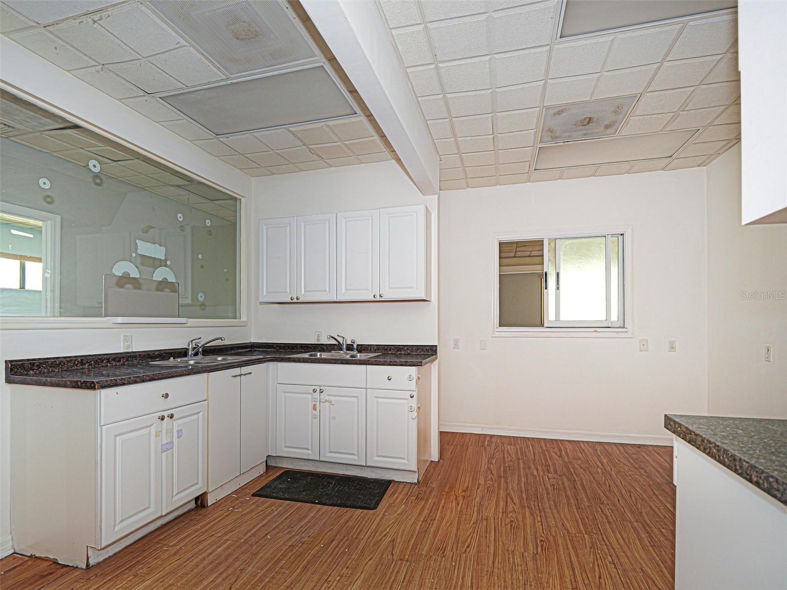 3660 20th St Property Photo 16