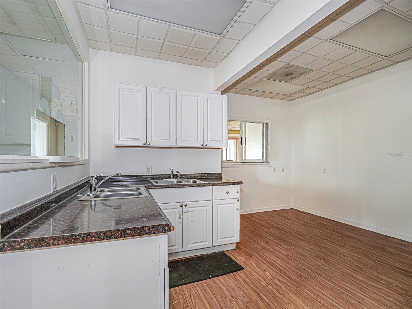 3660 20th St Property Photo 17