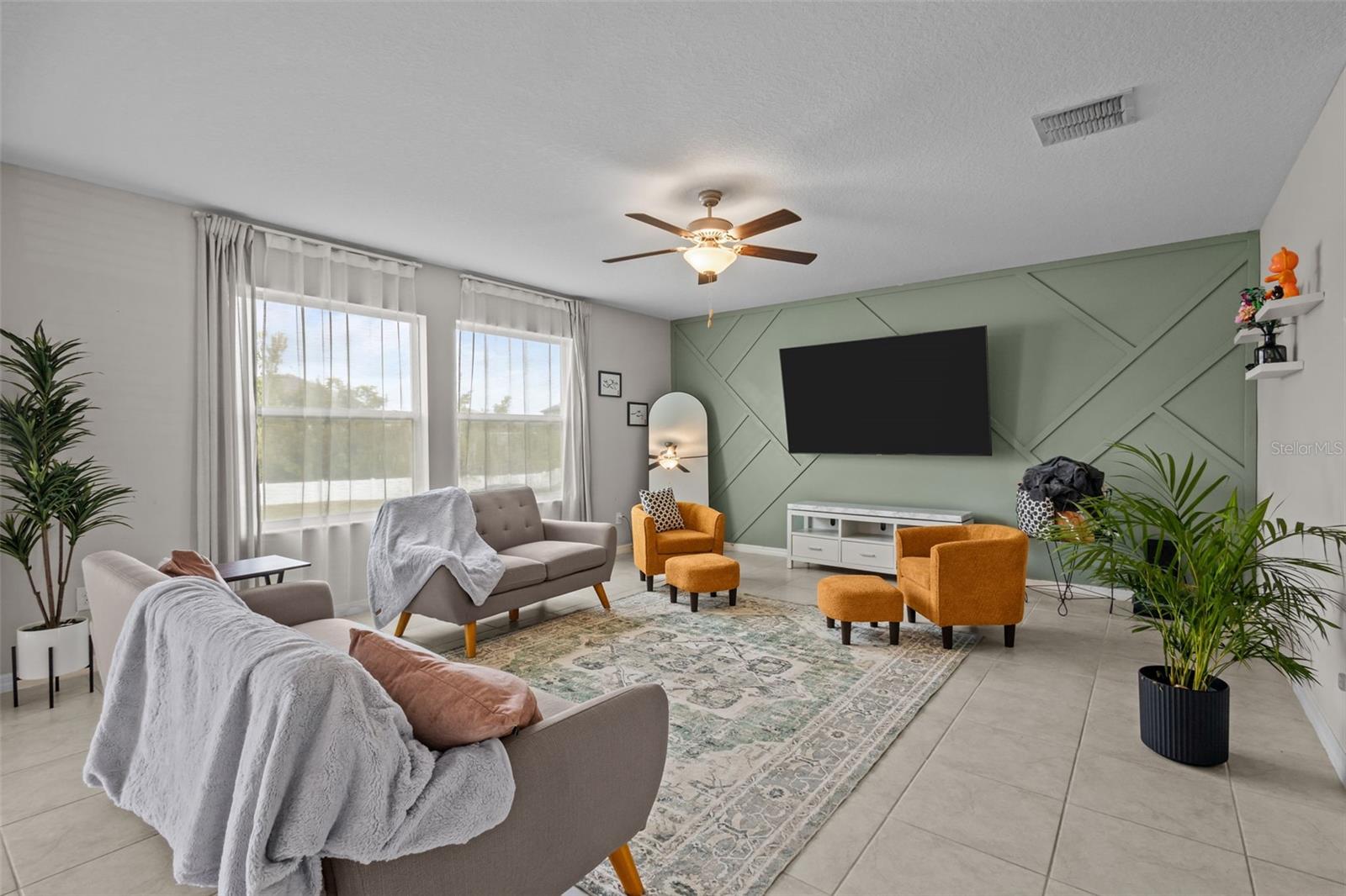 13549 Willow Bluestar Loop Property Photo 4