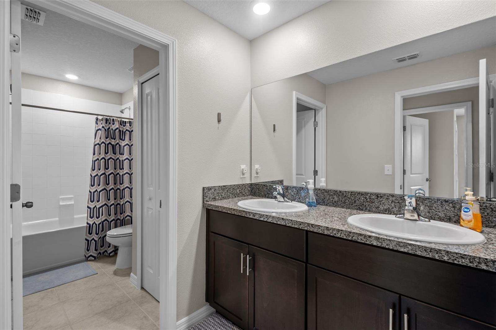 13549 Willow Bluestar Loop Property Photo 27