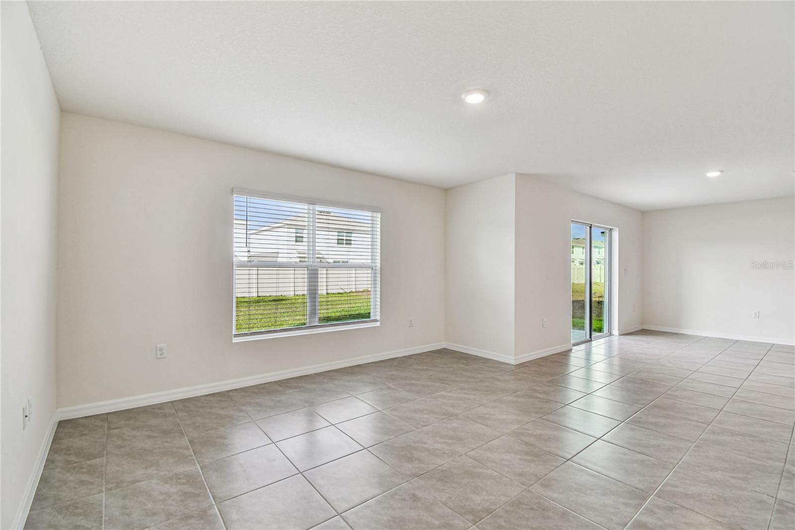 9208 Mission Bay Pl Property Photo 14