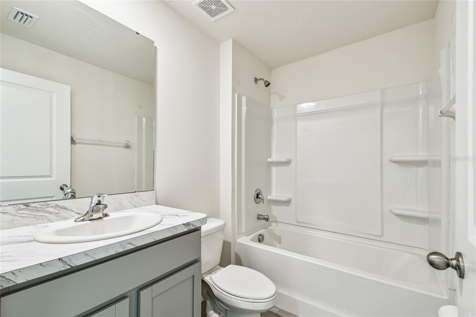 9208 Mission Bay Pl Property Photo 16