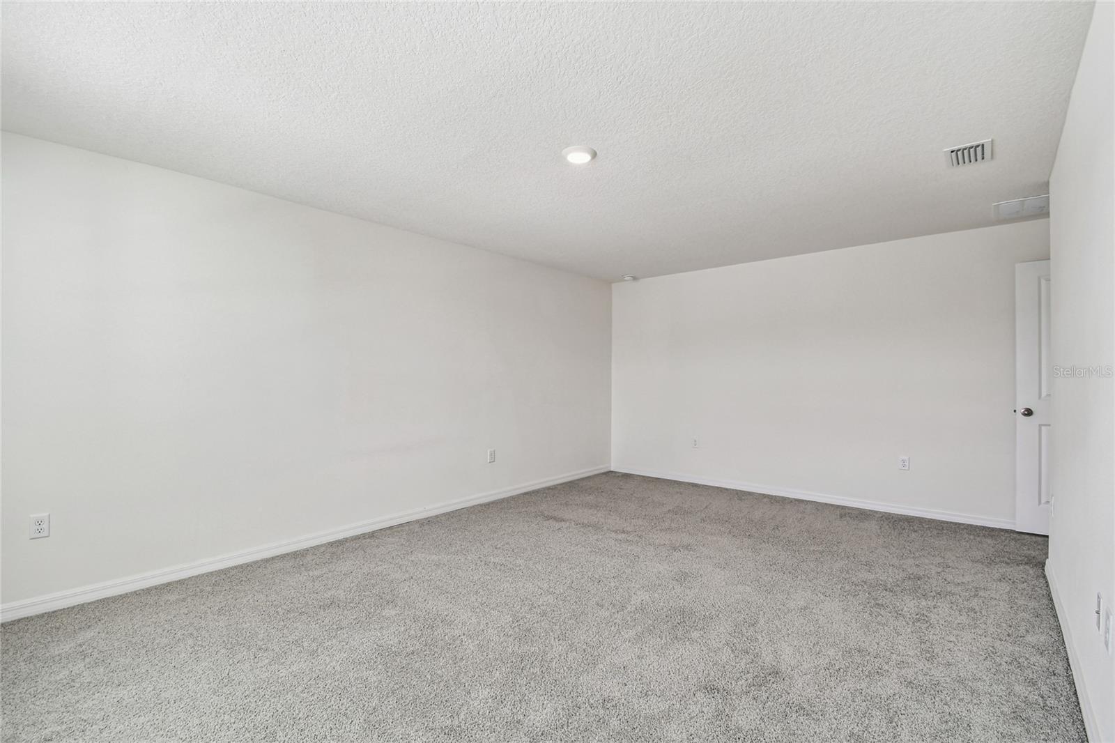 9208 Mission Bay Pl Property Photo 27