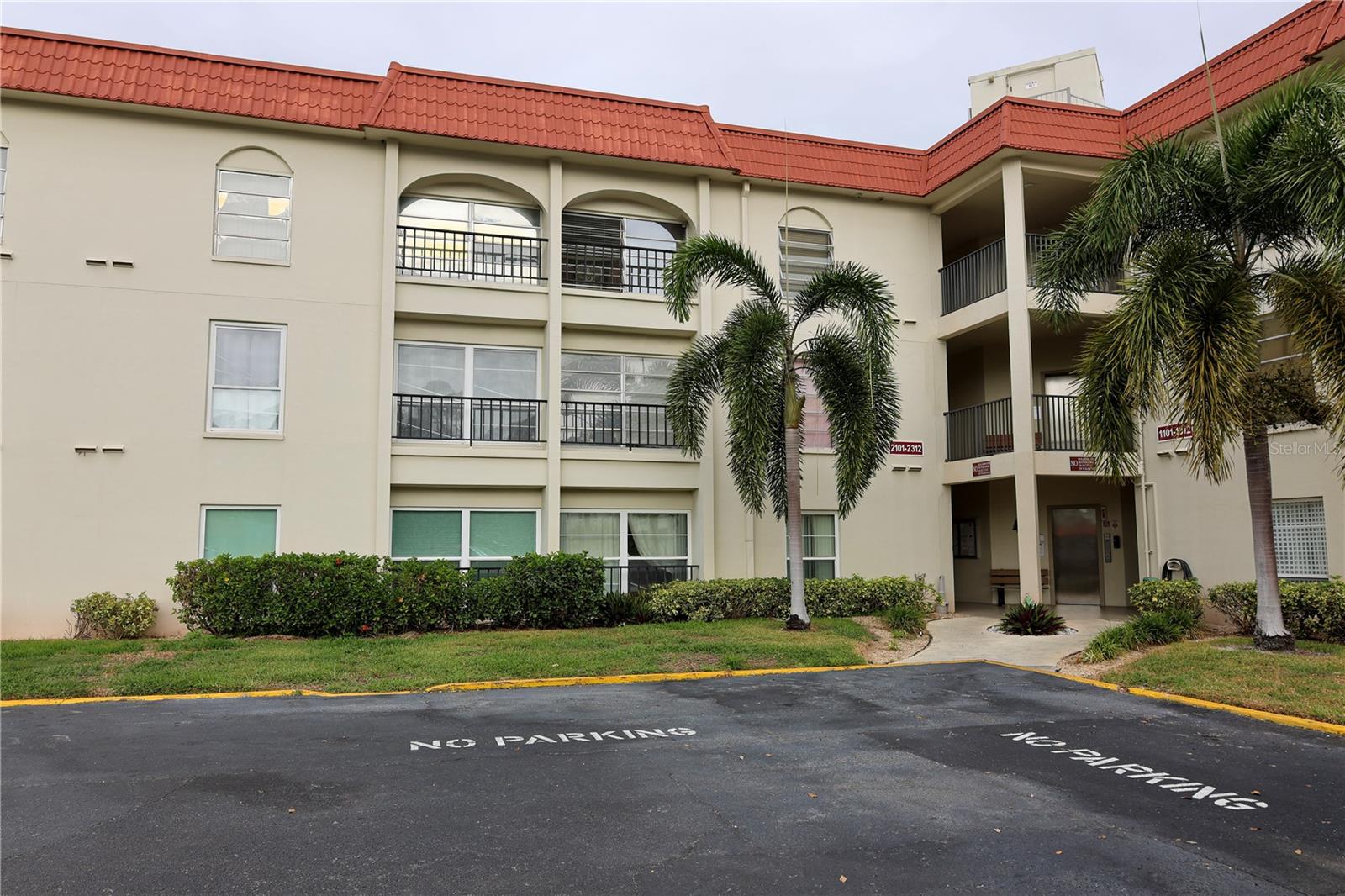 2700 Bayshore Blvd #2105 Property Photo 2