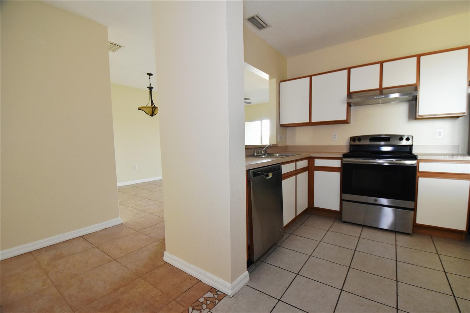 9612 Seadale Ct #201 Property Photo 2