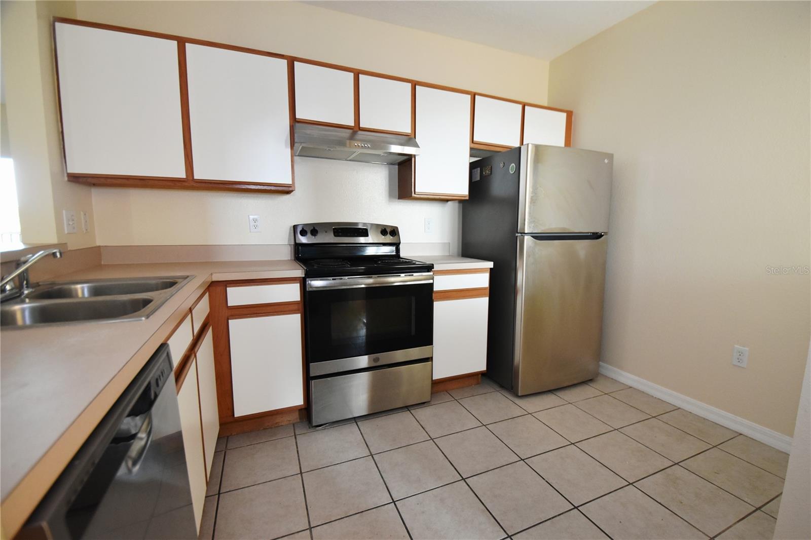 9612 Seadale Ct #201 Property Photo 4