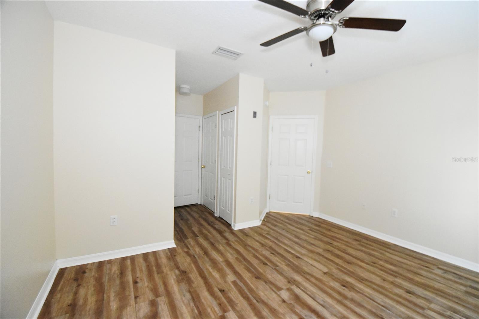 9612 Seadale Ct #201 Property Photo 21