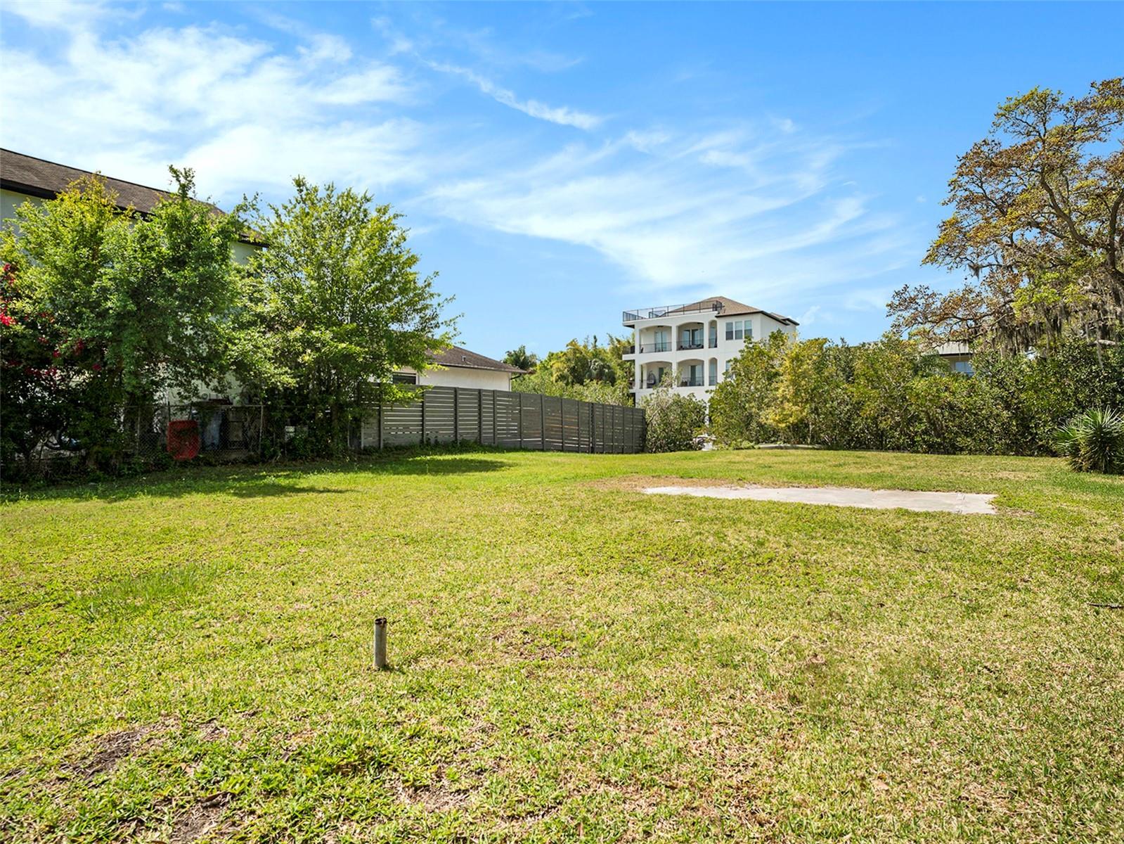 7406 Bay Dr Property Photo 9