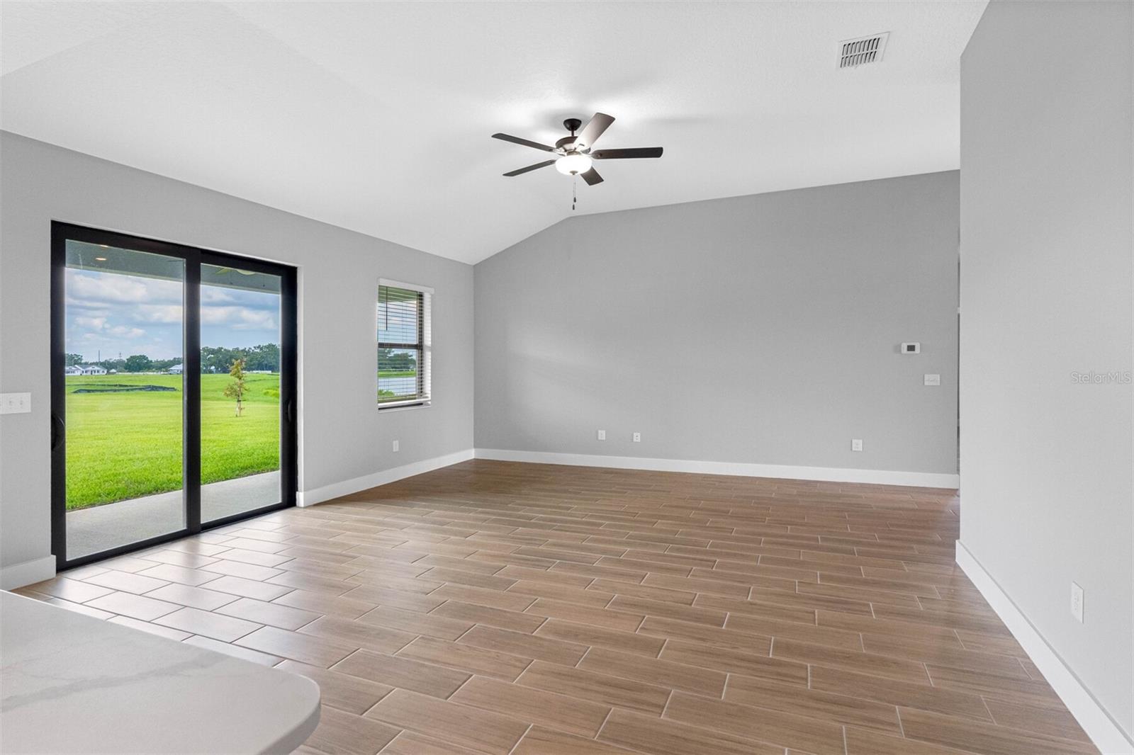 13521 Walden Sheffield Rd Property Photo 7