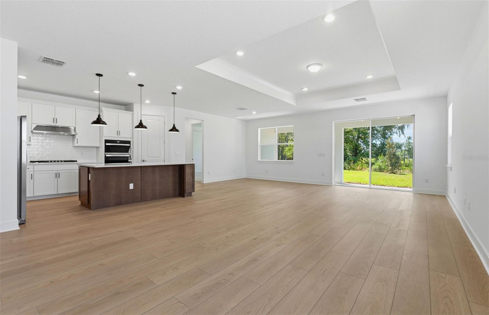 1662 Shields Pt Property Photo 7
