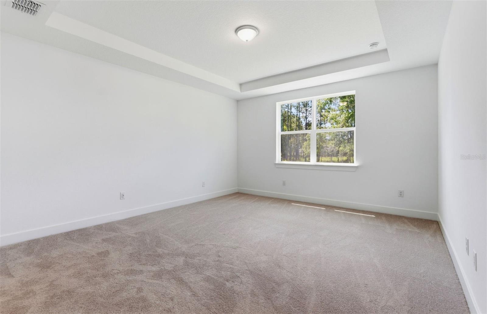 1662 Shields Pt Property Photo 8