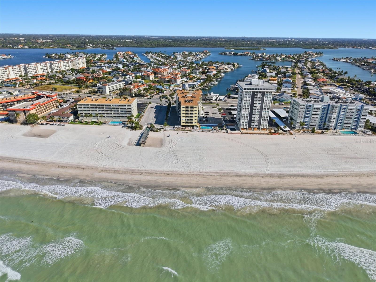 17450 Gulf Blvd #104 Property Photo 7