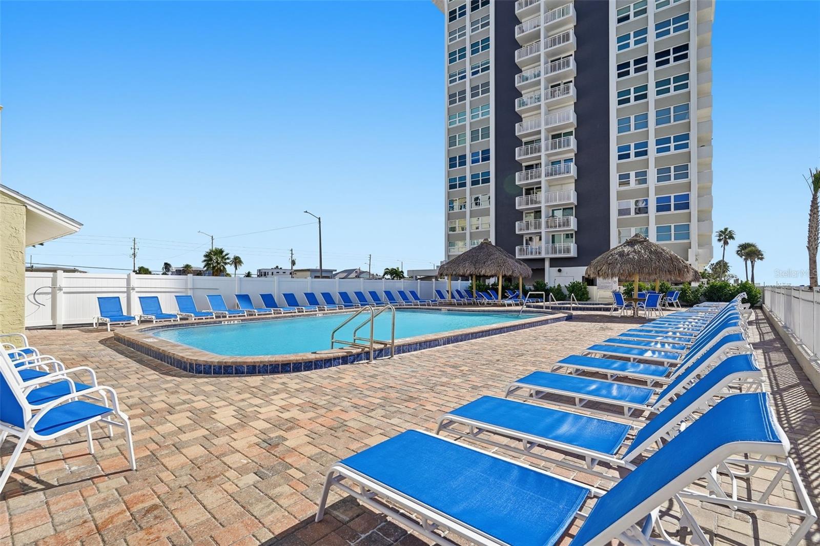 17450 Gulf Blvd #104 Property Photo 39