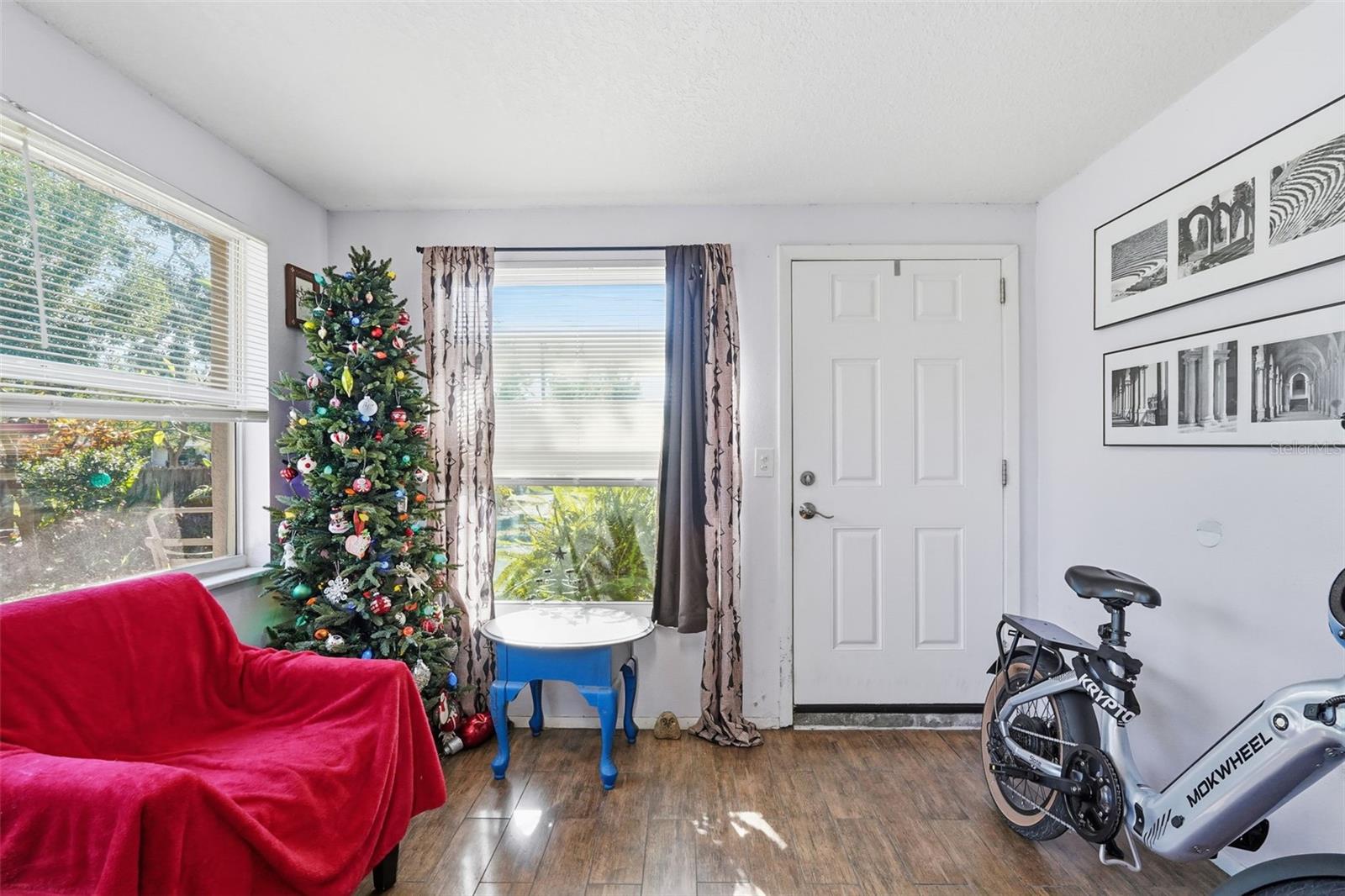 1619 Suponic Ave Property Photo 9
