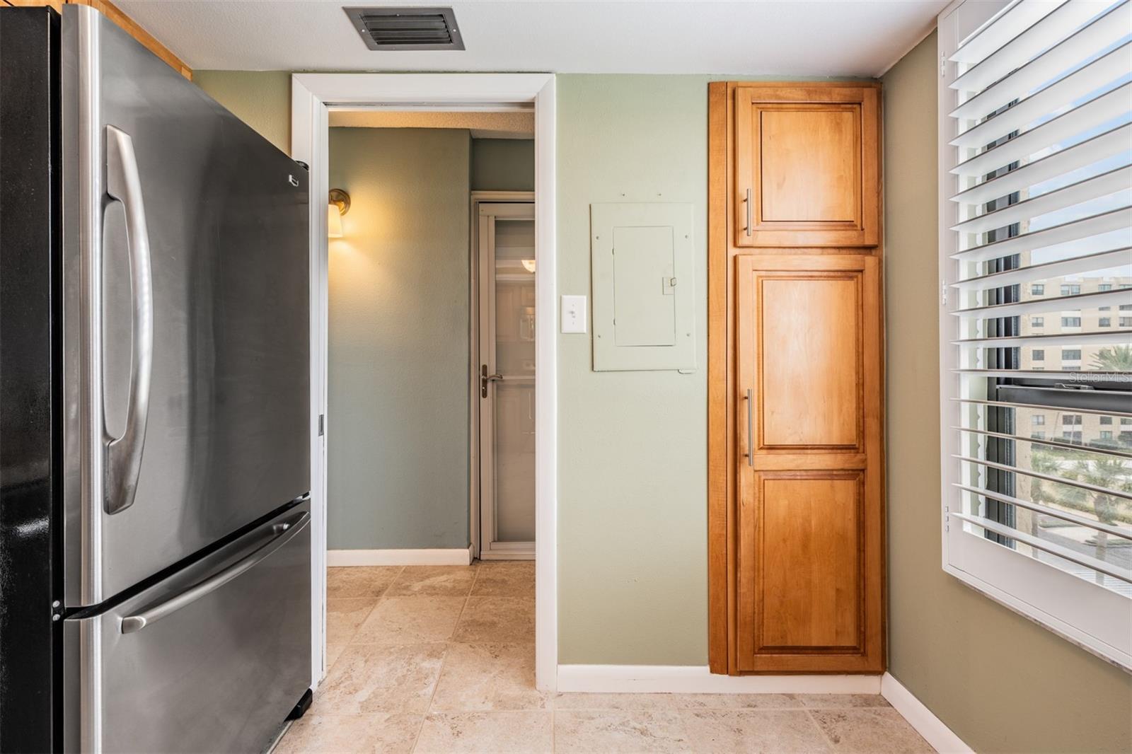 2620 Cove Cay Dr #601 Property Photo 5