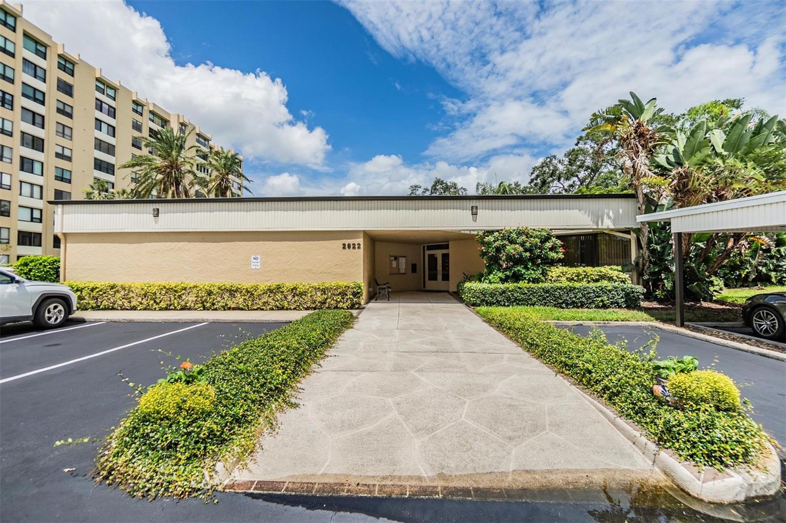 2620 Cove Cay Dr #601 Property Photo 40