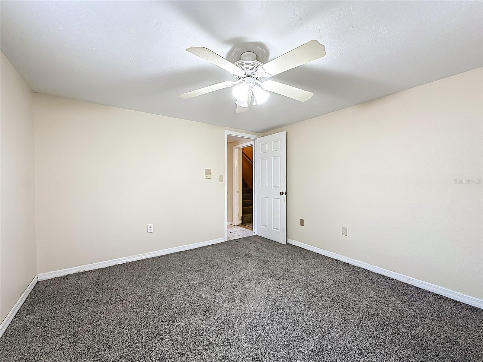 281 Sw Marks Dr Property Photo 32
