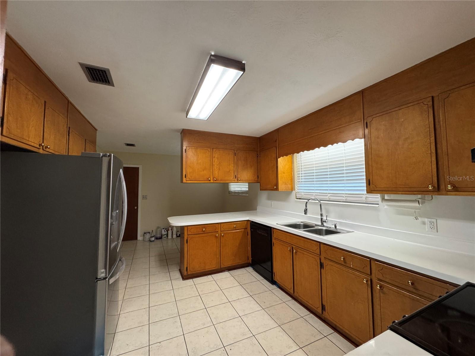 281 Sw Marks Dr Property Photo 48