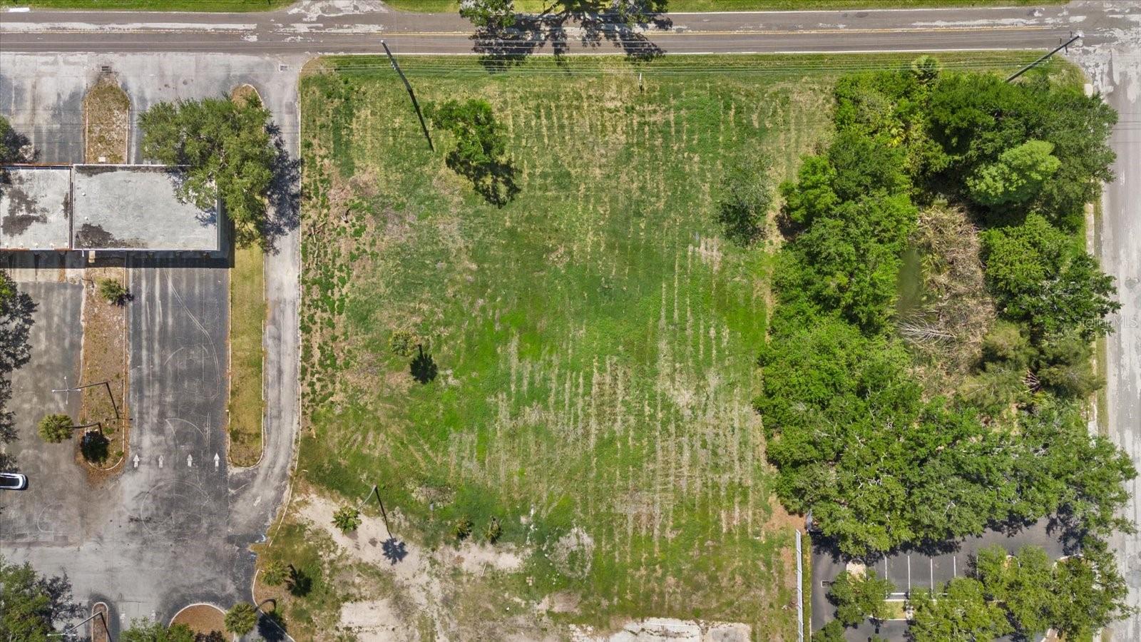 610 N Us Highway 41 Property Photo 9