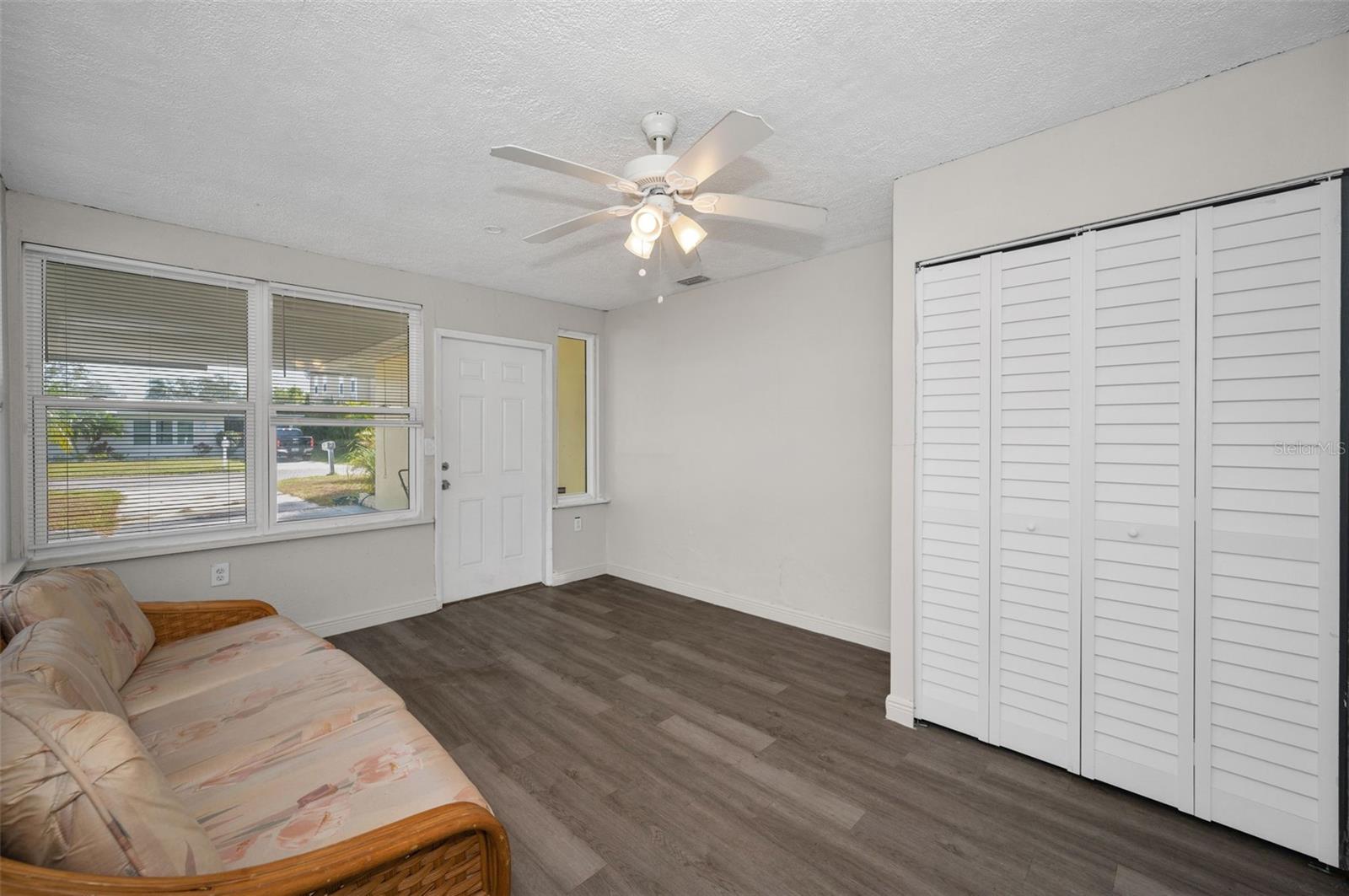 2476 Coronado Way Property Photo 19