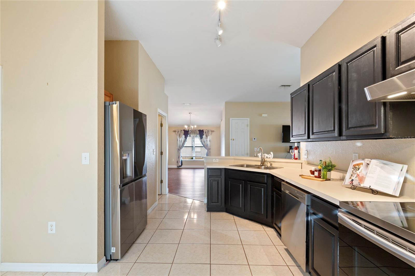 7220 Sherman Hills Blvd Property Photo 13