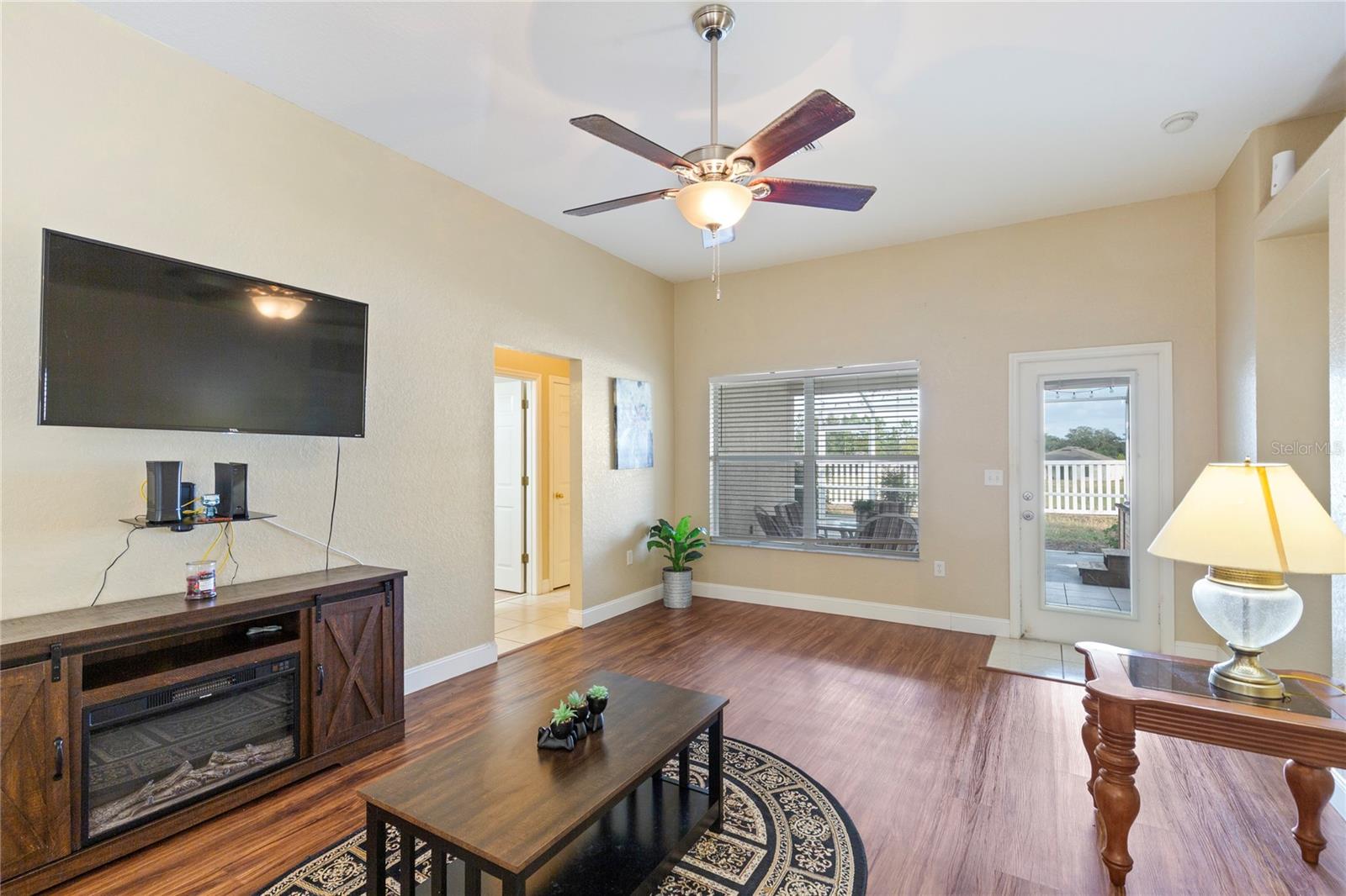 7220 Sherman Hills Blvd Property Photo 14