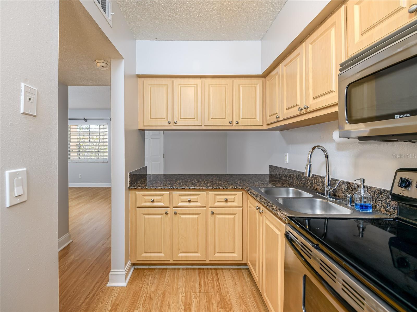 120 S Church Ave #209 Property Photo 6