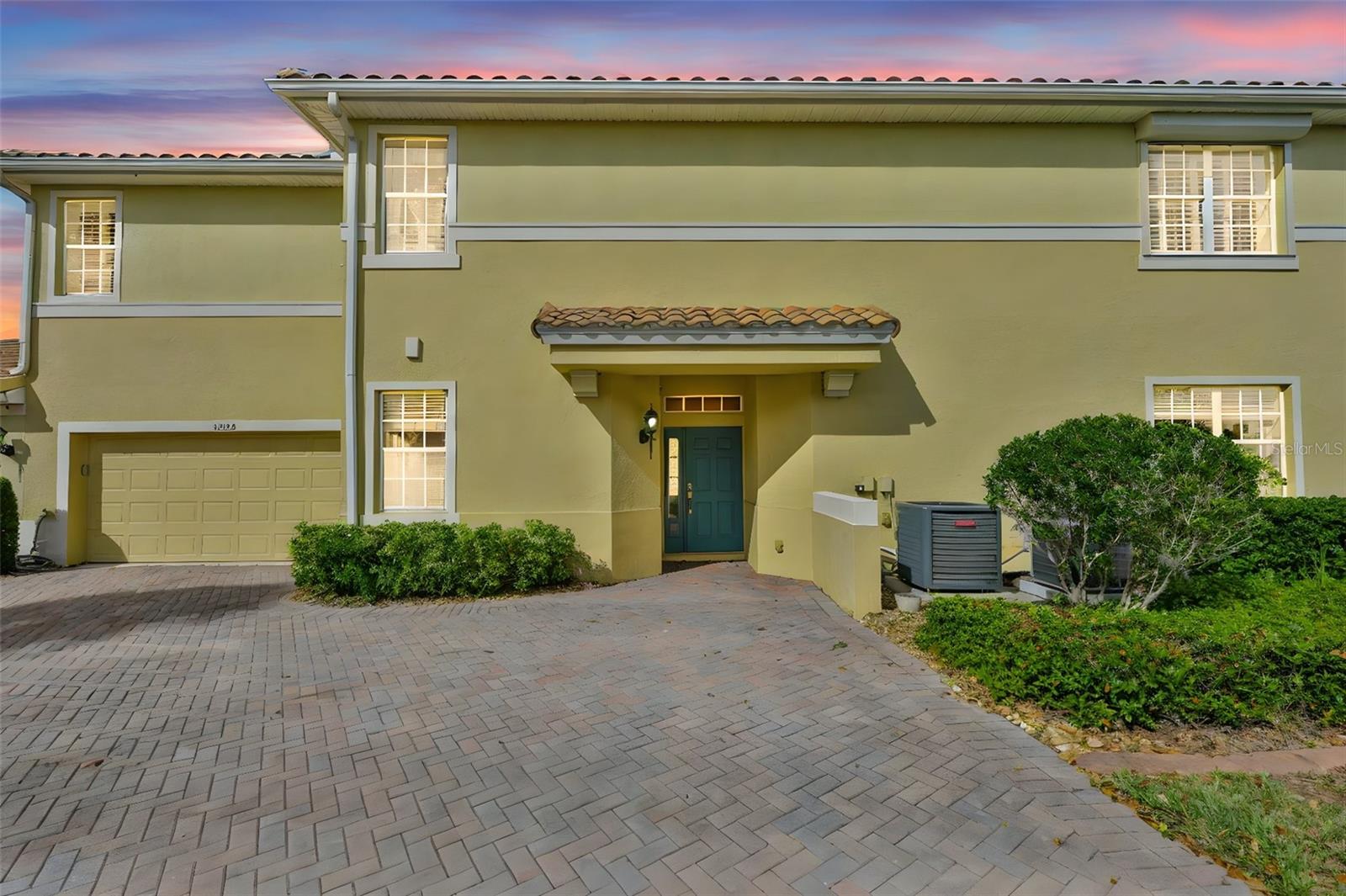 1324 Emerald Dunes Dr Property Photo 5