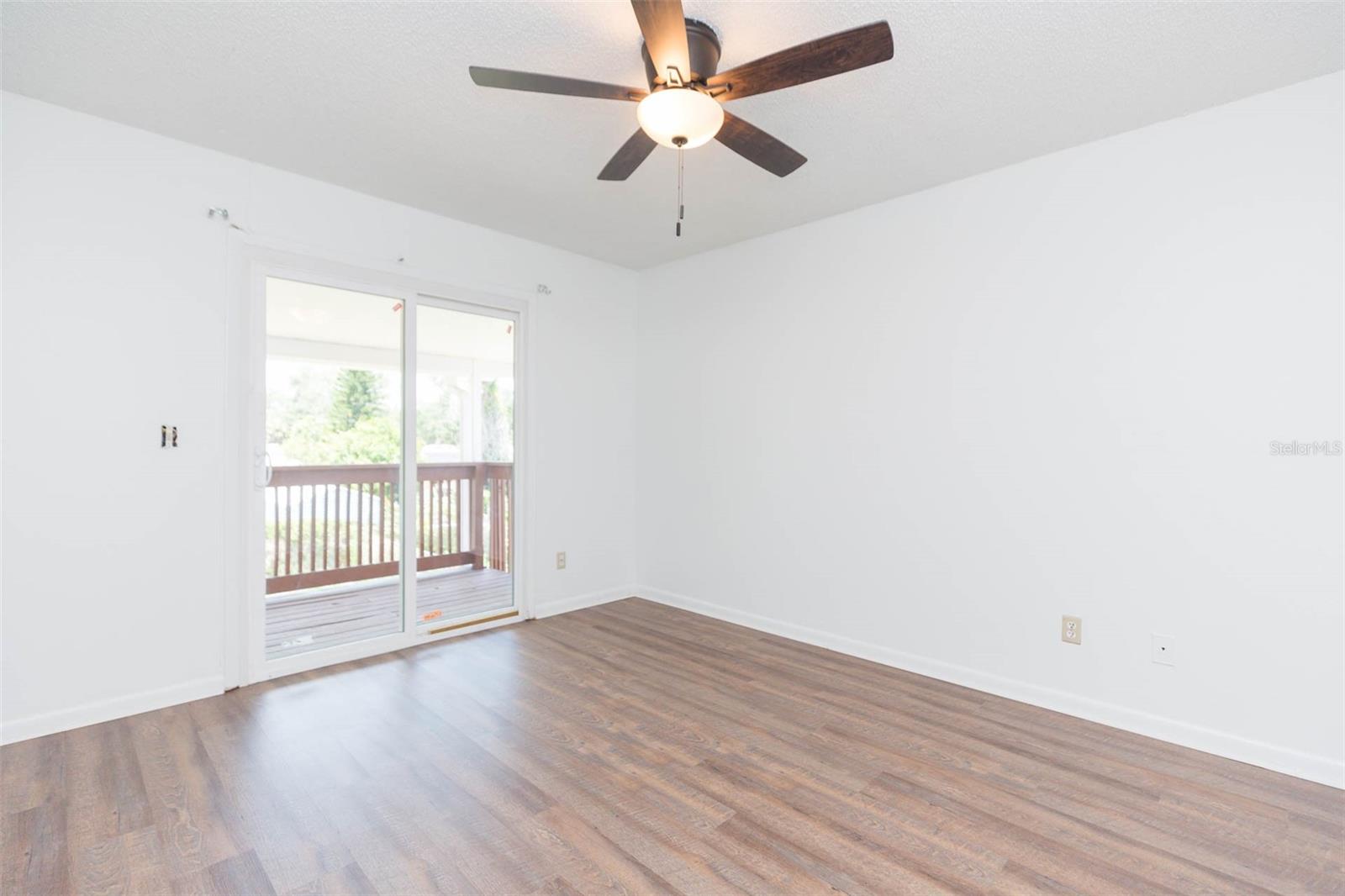 8510 N Tampa St #b Property Photo 15