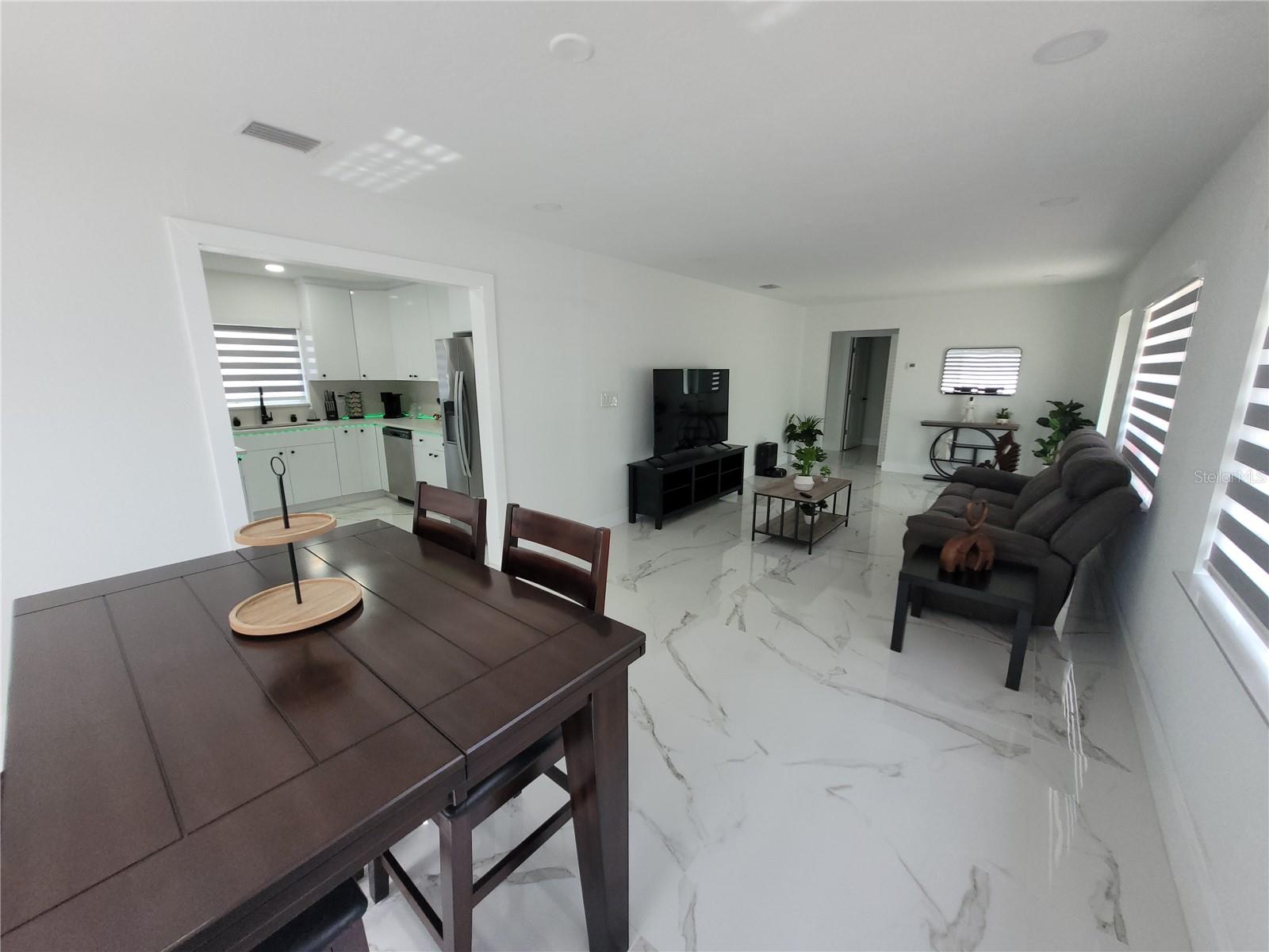 105 Forest Park Ave Property Photo 5
