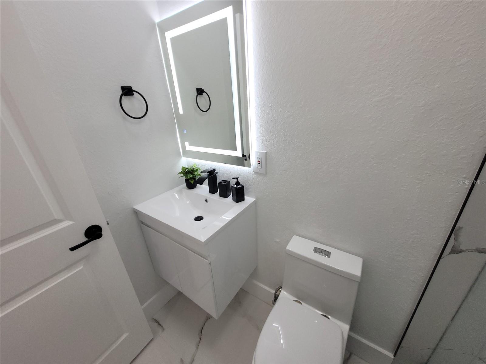 105 Forest Park Ave Property Photo 12