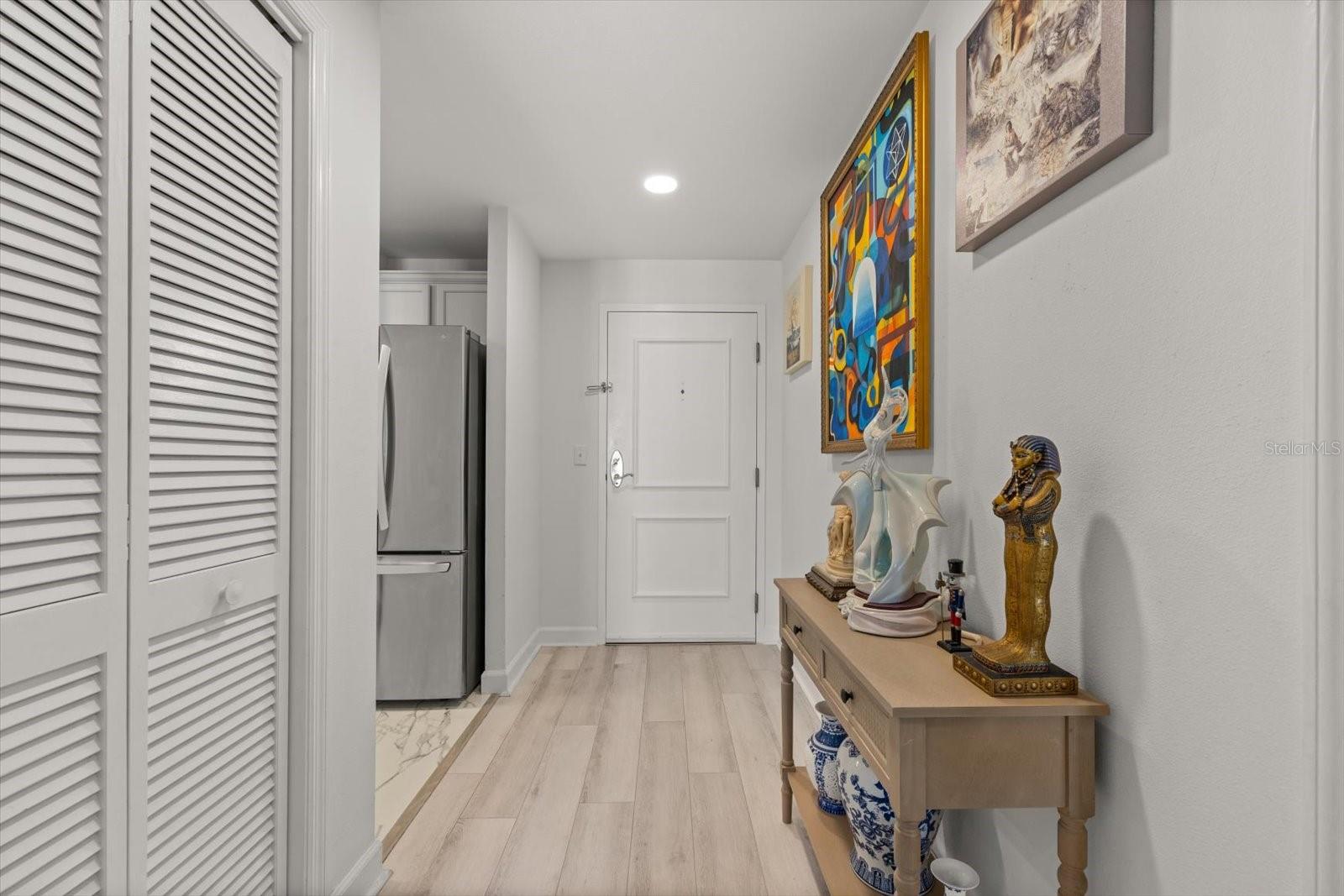 345 Bayshore Blvd #706 Property Photo 4