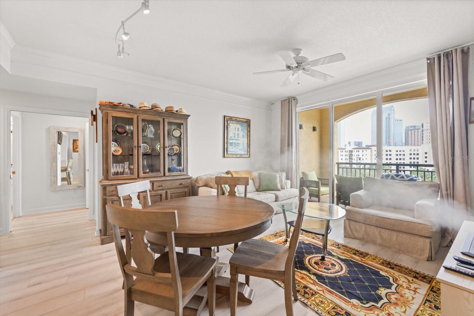 345 Bayshore Blvd #706 Property Photo 6