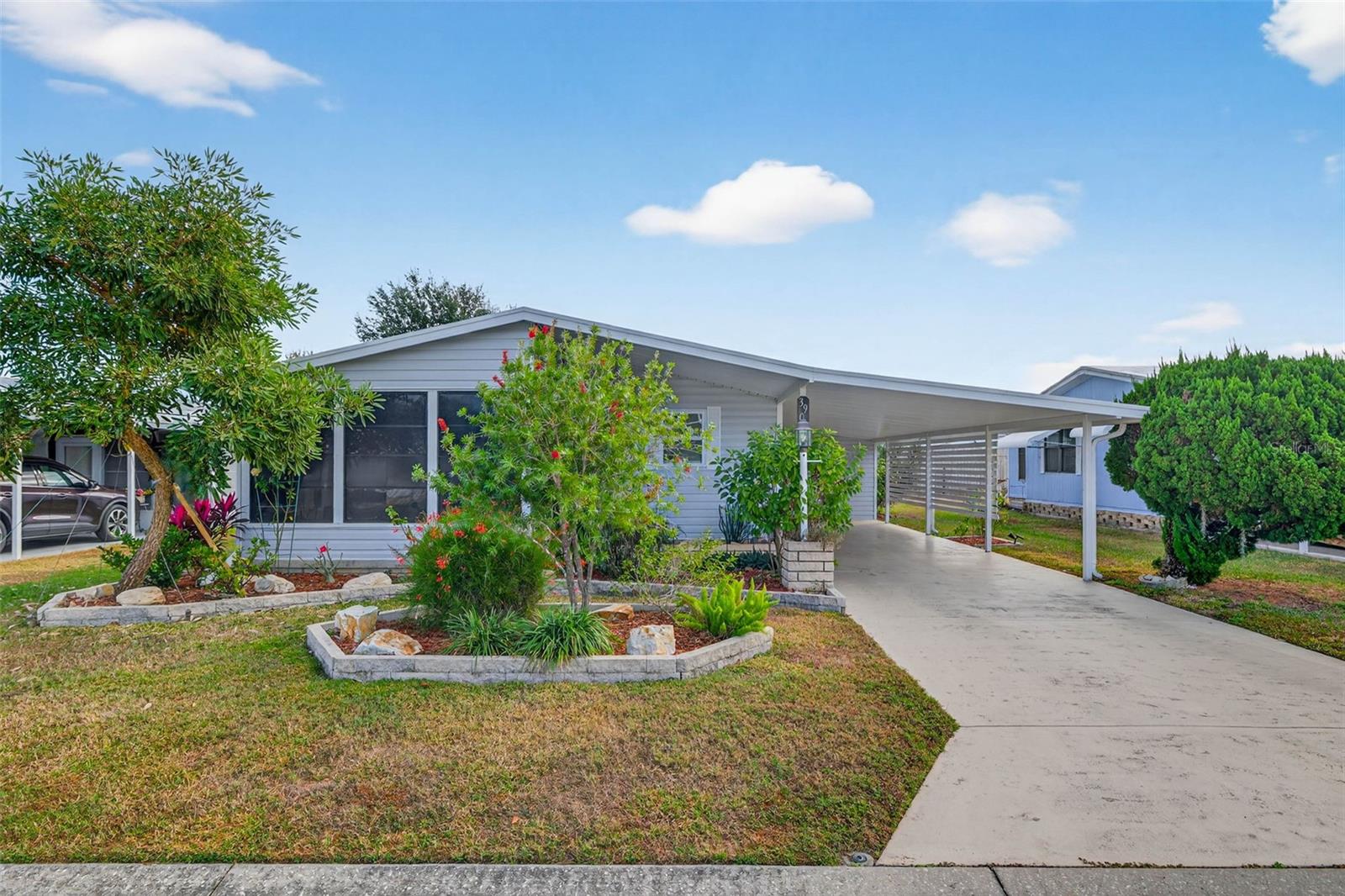3904 William Hume Dr Property Photo 1