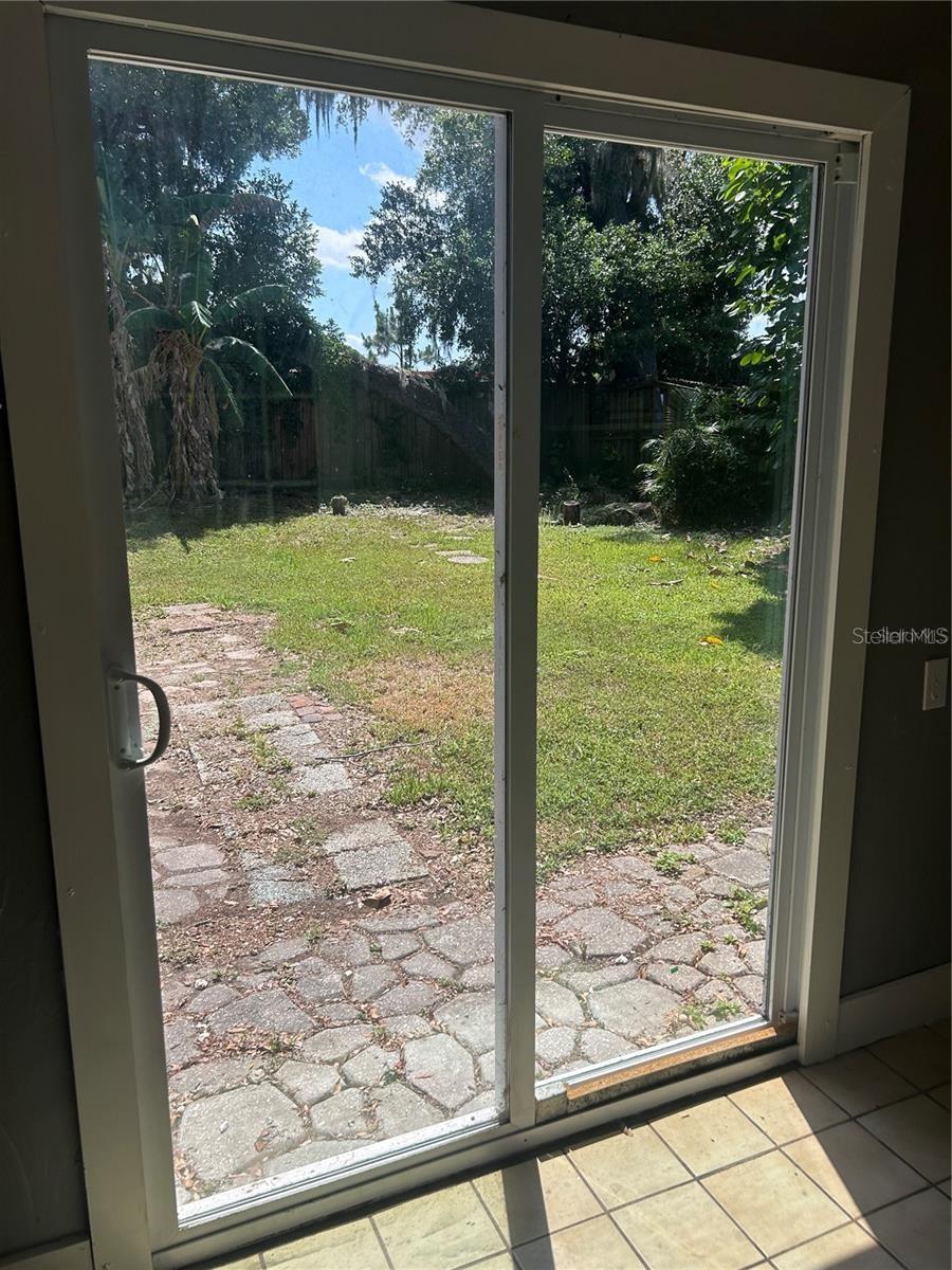 232 Beverly Blvd Property Photo 12