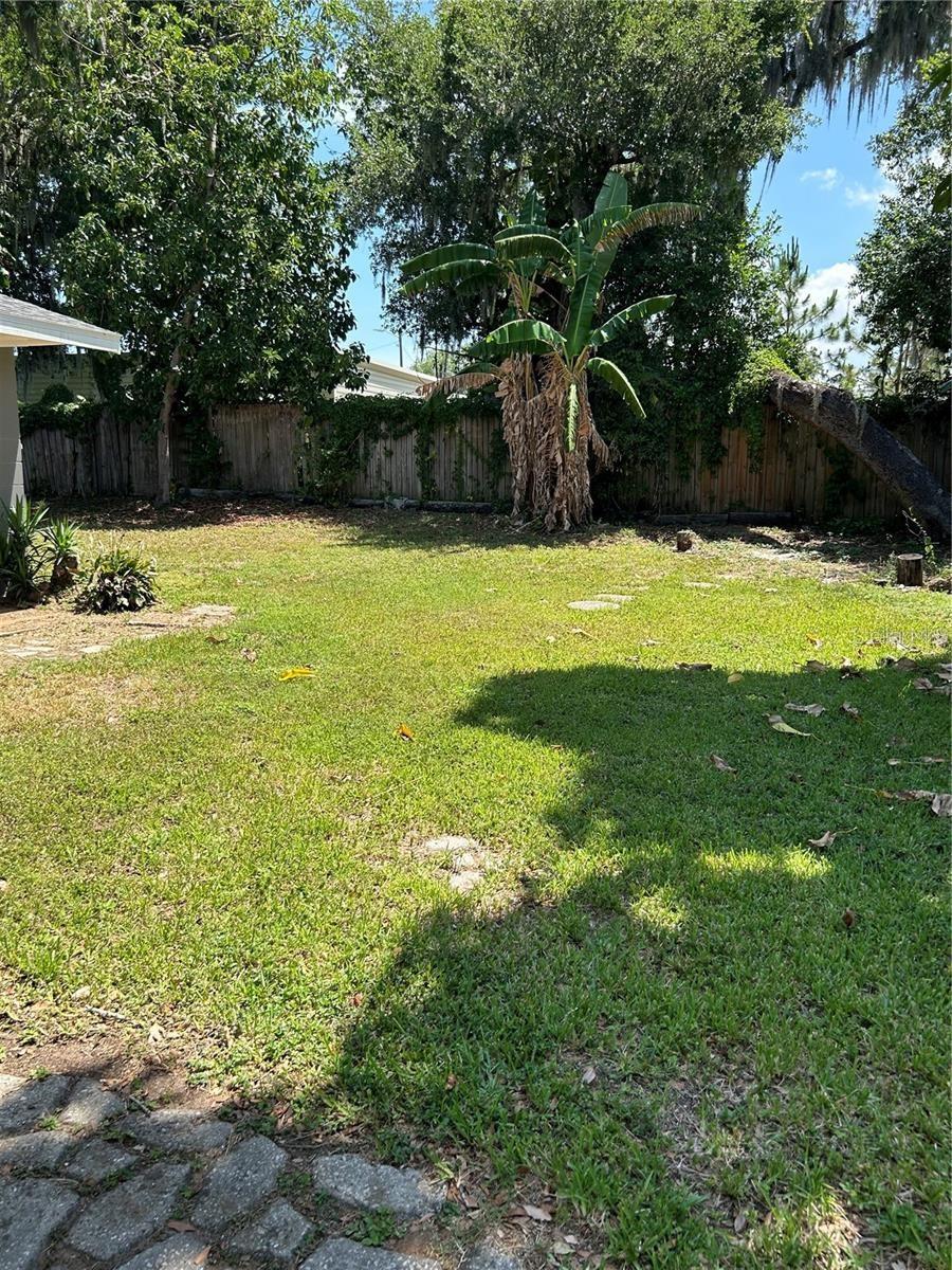 232 Beverly Blvd Property Photo 14